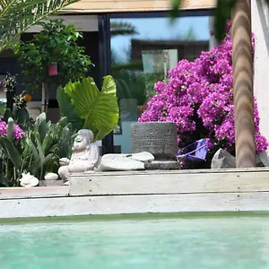  Villa Bali France
